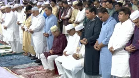 জাতীয় ঈদগাহে একসঙ্গে ঈদের নামাজ আদায় করলেন রাষ্ট্রপতি ও প্রধানমন্ত্রী