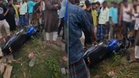 কুলিয়ারচরে পিকআপ চাপায় দুই যুবক নিহত