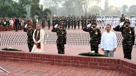 জাতীয় স্মৃতিসৌধে রাষ্ট্রপতি-প্রধানমন্ত্রীর শ্রদ্ধা নিবেদন