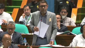 এক লাখ স্বাস্থ্যকর্মী নিয়োগের উদ্যোগ নেয়া হচ্ছে: স্বাস্থ্যমন্ত্রী