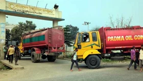 ভারত থেকে এলো আরও আট হাজার মেট্রিক টন ডিজেল