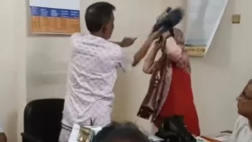 কলেজ শিক্ষককে মারধর করা সেই বিএনপি নেতা বহিষ্কার