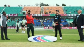 টস জিতে ফিল্ডিংয়ে বাংলাদেশ, বিপাকে ল্যাথামবিহীন নিউজিল্যান্ড