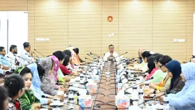 সংসদে কার্যকর ভূমিকা রাখতে নারী এমপিদের প্রস্তুত হওয়ার নির্দেশ প্রধানমন্ত্রীর