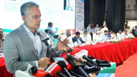নিরাপদ সড়ক নিশ্চিত করতে সরকার সমন্বিতভাবে কাজ করছে: শেখ রবিউল আলম
