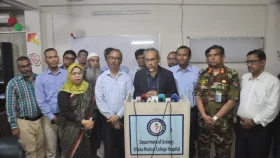 ঢামেকে সফল কিডনি প্রতিস্থাপন, পরিদর্শনে বিএনপির স্বাস্থ্য বিষয়ক সম্পাদক ডা. রফিকুল ইসলাম
