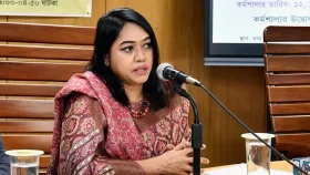 ফেসবুক অপতথ্য ও গুজবে সয়লাব: তথ্য সচিব