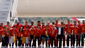 টাকার বন্যায় ভাসছেন বিশ্বজয়ী স্প্যানিশ তারকারা!