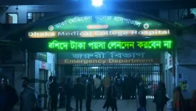 চকবাজারে দুই অটোরিকশার সংঘর্ষে প্রাণ গেলো এক চালকের