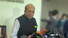 দুই দেশের সরকারপ্রধান বসলেই অনেক সমস্যার সমাধান সম্ভব: ত্রিবেদী