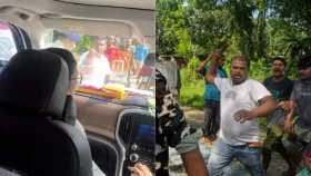 মমতার গাড়িতে হামলা, অল্পের জন্য প্রাণে রক্ষা