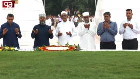 জিয়াউর রহমান ও খালেদা জিয়ার সমাধিতে শ্রদ্ধা জানালেন নবনির্বাচিত রাষ্ট্রপতি