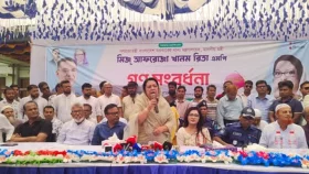 খাদ্য গুদামে অনিয়ম পেলেই ব্যবস্থা: খাদ্যমন্ত্রী