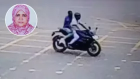 সংসদের সামনে প্রধান শিক্ষকের মৃত্যুর ঘটনায় &lsquo;প্যারা পনিসহ&rsquo; গ্রেপ্তার দুই