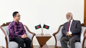 বাংলাদেশ-মালয়েশিয়া সম্পর্ক নতুন উচ্চতায় নিতে চায় সরকার: এলজিআরডি মন্ত্রী