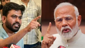 শিক্ষার্থীদের নিরাপত্তা নিয়ে মোদীকে তোপ &lsquo;ককরোচ&rsquo; নেতার