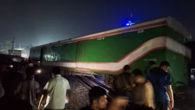 সান্তাহারে কুড়িগ্রাম এক্সপ্রেসের বগি লাইনচ্যুত, চলছে উদ্ধার কাজ