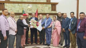 গণতন্ত্রকে বাঁচাতে হলে গণমাধ্যমকেও বাঁচাতে হবে: রাষ্ট্রপতি