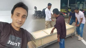 সন্তান জন্মের খবর শুধু কানেই এলো, বুকে জড়ানো হলো না এক বাবার