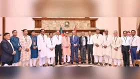গণতন্ত্র সুপ্রতিষ্ঠিত হলে সব সম্প্রদায়ের অধিকার নিশ্চিত হবে: রাষ্ট্রপতি