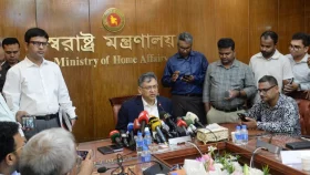 সুপ্রিম কোর্টের সামনে বিস্ফোরণে জড়িত সন্দেহে দুজন শনাক্ত: স্বরাষ্ট্রমন্ত্রী
