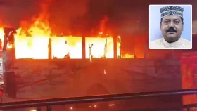 পল্লবীতে বাসে আগুন: ইলিয়াস মোল্লাসহ ৫০ জনের বিরুদ্ধে মামলা