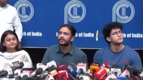 মোদী সরকারের শেষের সময় ঘনিয়ে এসেছে: ককরোচ