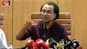ফিরলে মব নয়, ন্যায়বিচারের মুখোমুখি হবেন শেখ হাসিনা: তথ্য উপদেষ্টা