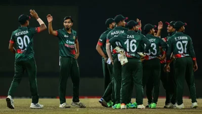 ফেসবুকে বিতর্কিত স্ট্যাটাস নিয়ে ক্ষমা চাইলেন তানজিম