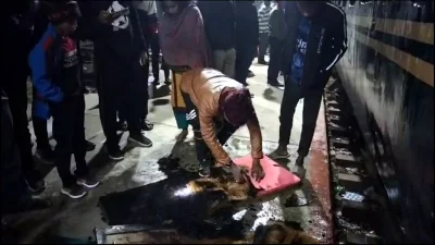 ইমেজ: একাত্তর।