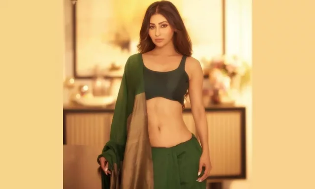 mouni roy