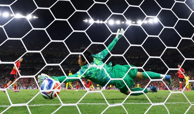 South Africa beat South Korea 01