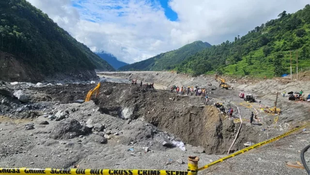 Nepal Flood 06