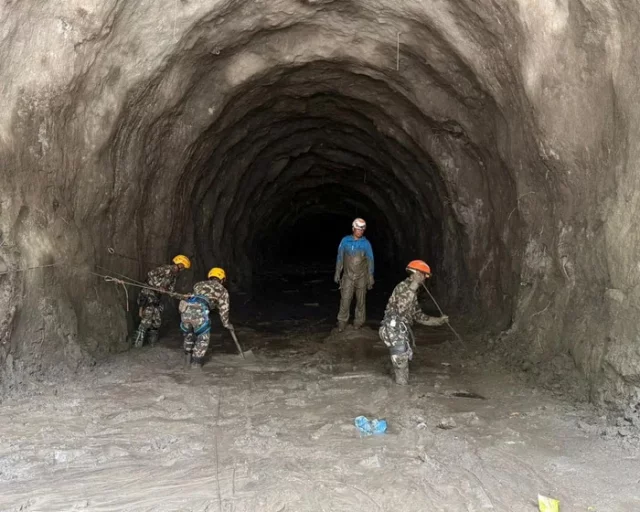 Nepal Flood 04