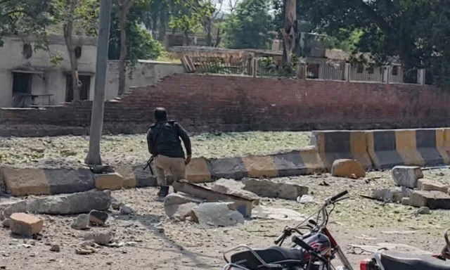 Pakistan Bomb 4