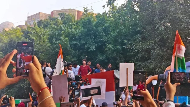 Delhi Road March 05