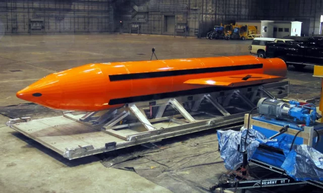MOAB 04