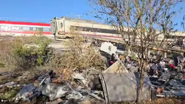 Spain train crash 02