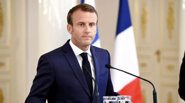 কিছুক্ষণ পরেই আসছেন ফরাসি প্রেসিডেন্ট ম্যাক্রোঁ